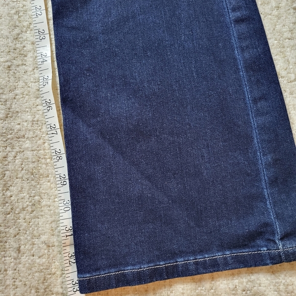 Joe's Jeans low-rise Flared boot cut dark premium denim - Picture 9 of 10